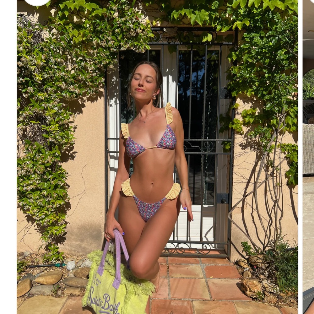 NEW WITH TAGS Strawberry Milk Mov Bikini Top